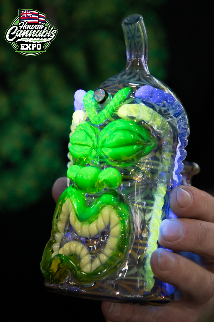 glass blowers at Hawaii Cannabis Expo