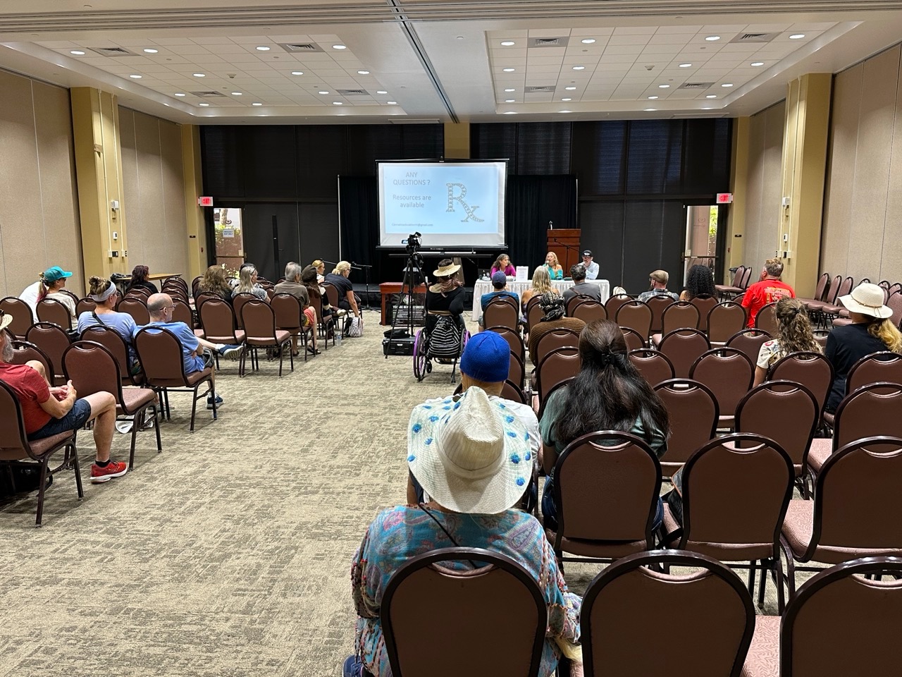 Seminar at Hawaii Cannab is Expo